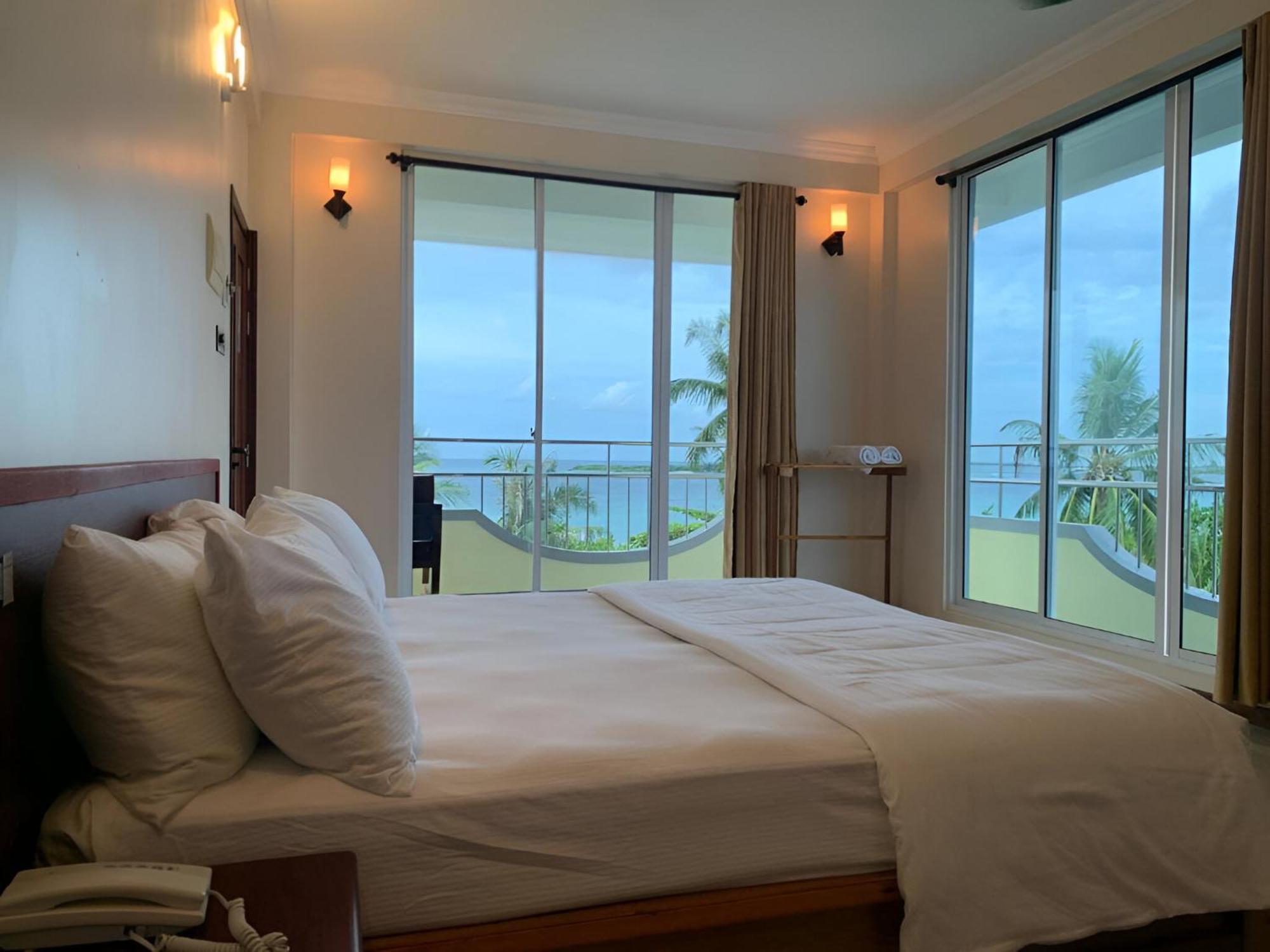 Noah Private Beach House ฮิมมาฟูชิ ภายนอก รูปภาพ